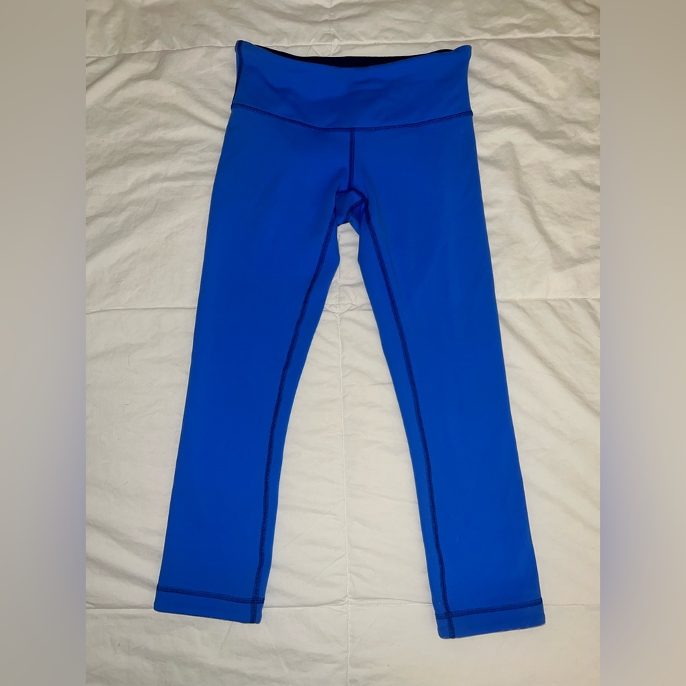 Lululemon Reversible Wunder Under Crop Size 4